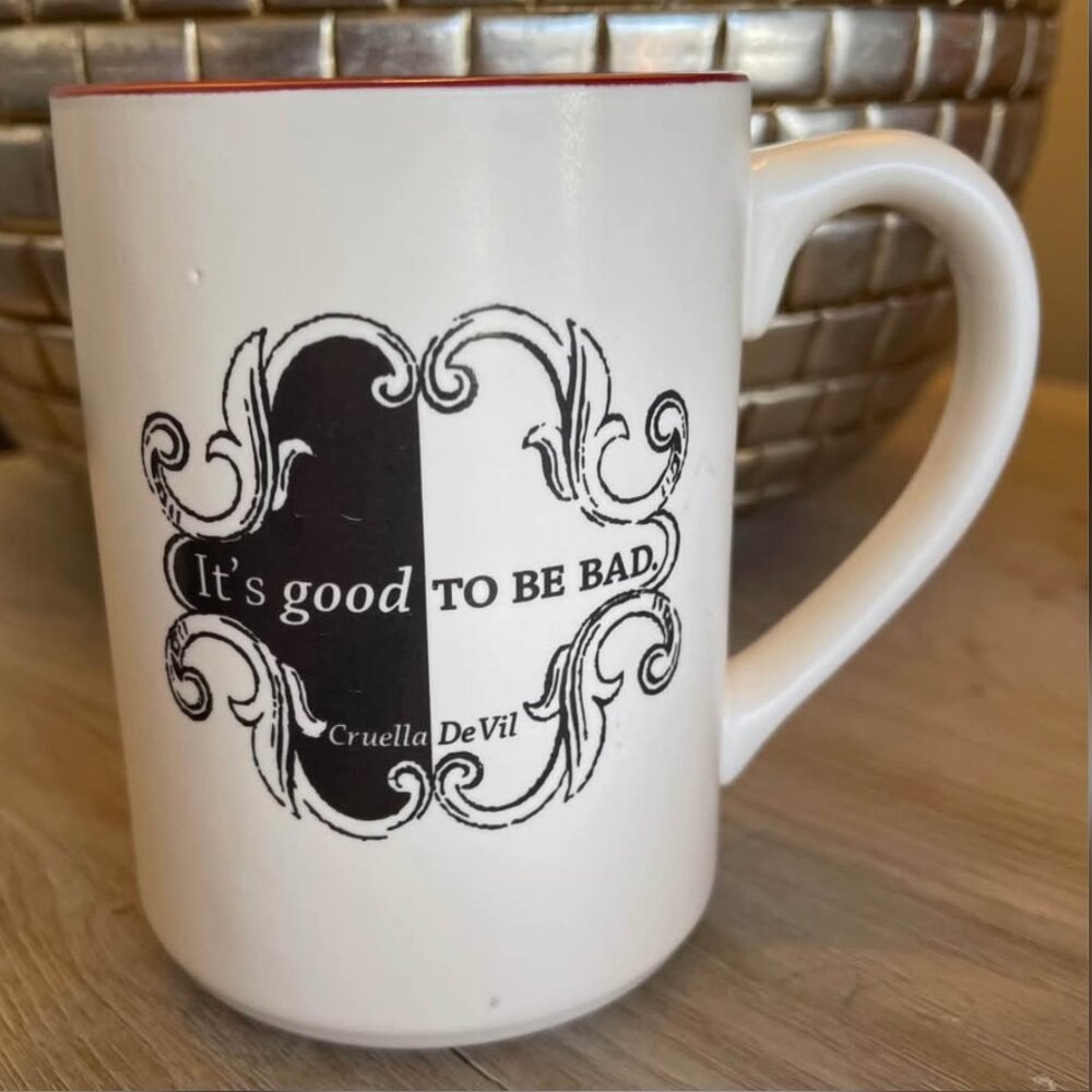 Disney Hallmark Cruella DeVil 101 Dalmations It’s Good To Be Bad Mug